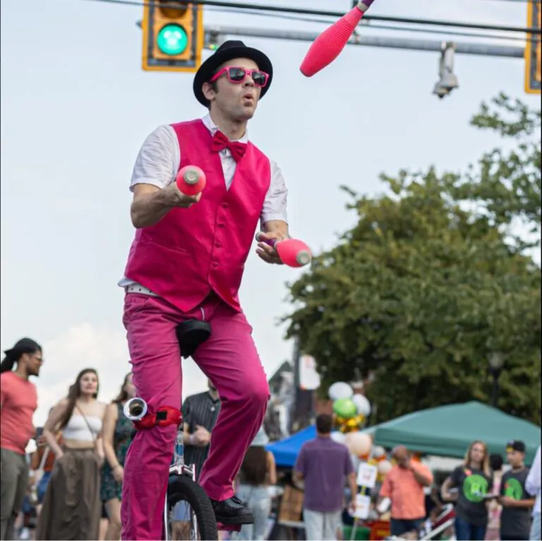 Juggler for hire