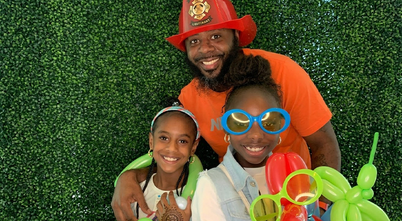 Photo, Props, Atmosphere and Live Entertainment