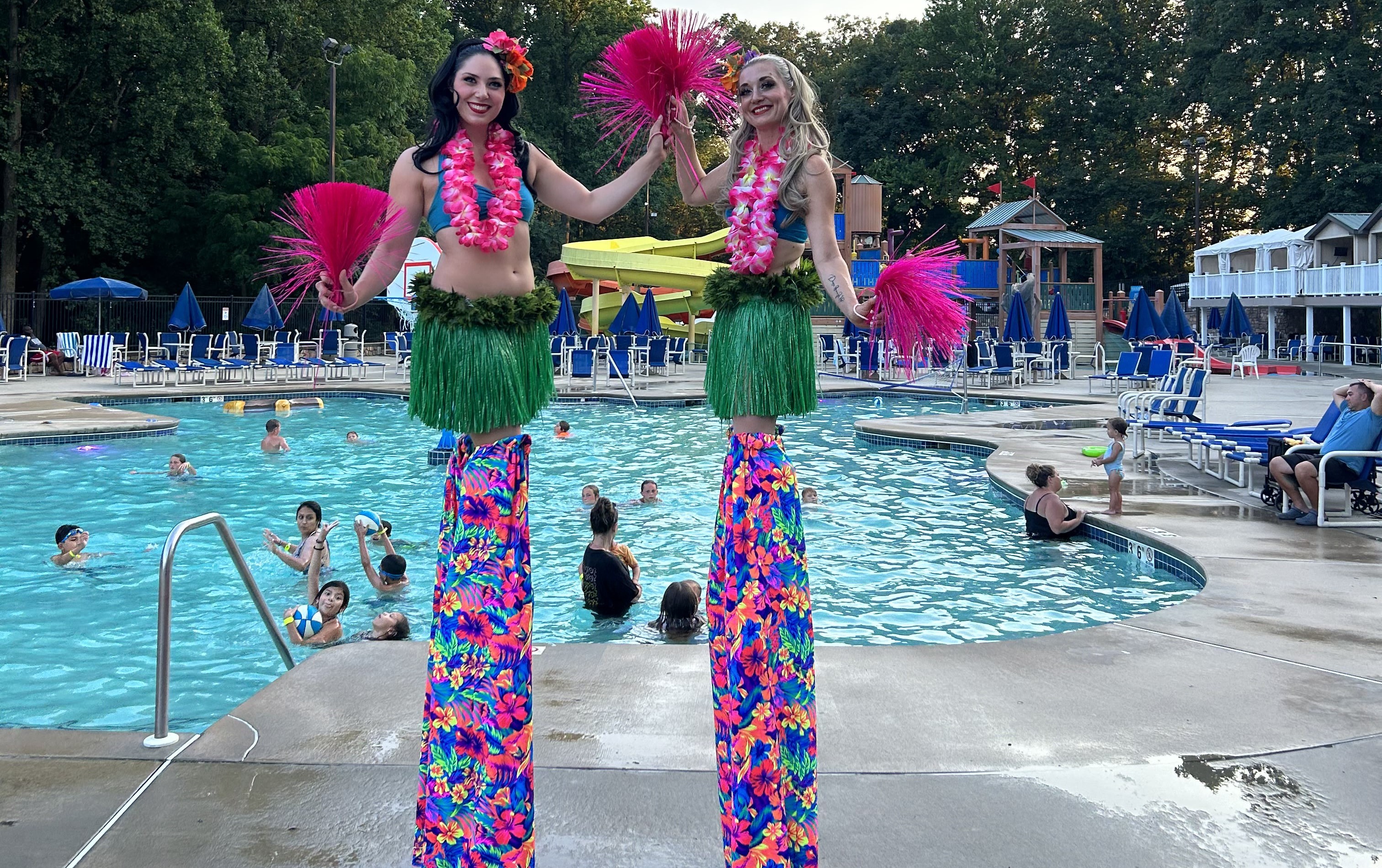 Photo, Props, Atmosphere and Live Entertainment